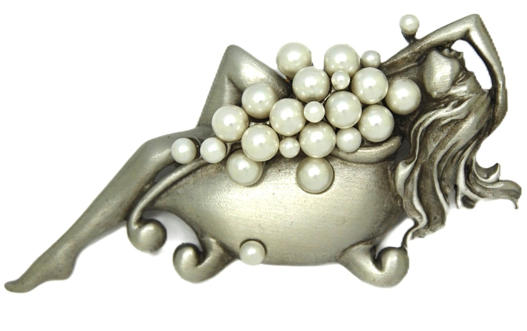 JJ Bubble Bath Pearls Vintage Costume Figural Pin Brooch