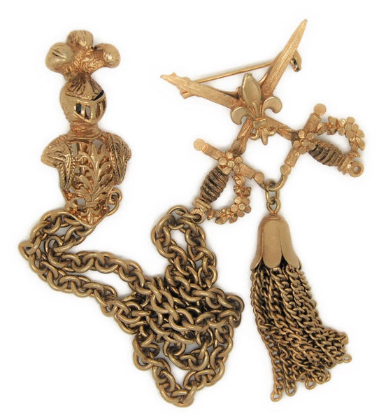 Coro Royal Fleur de Lis Knight Chatelaine Vintage Figural Pin Brooch