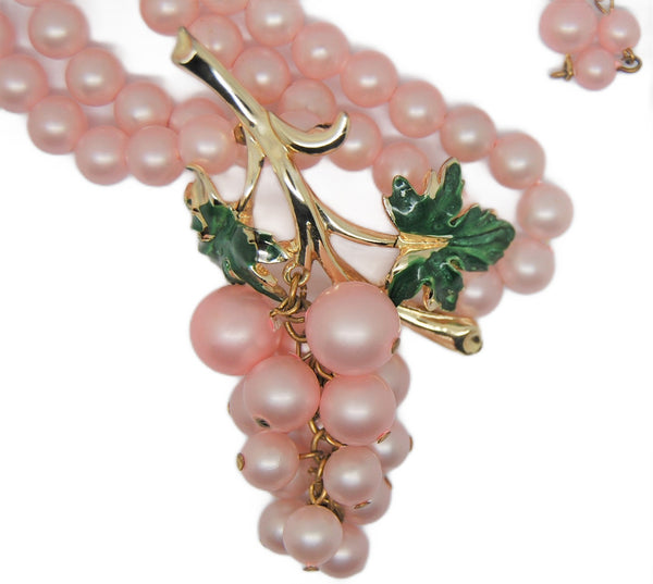 Coro Pale Pink Pearl Grapes Vintage Dangling Figural Necklace
