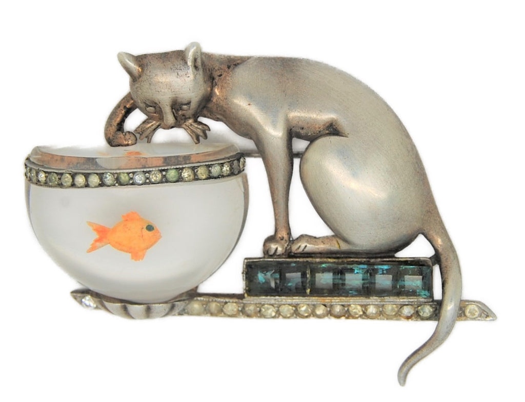 Lovely Sitting Cat Pewter Brooch Pin - Silver Tone Modern Animal Jewelry