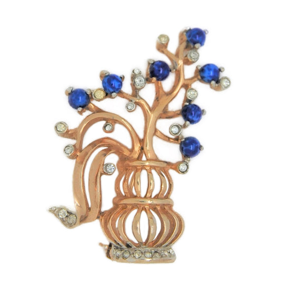 Deja Floral Gold Tone Urn Vintage Figural Pin Brooch