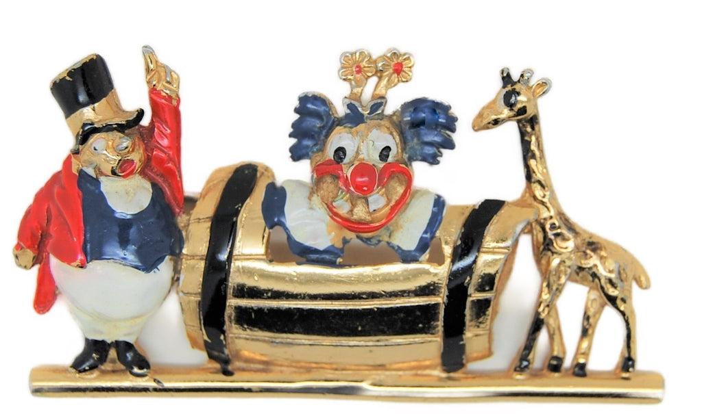 Coro Dumbo Ringmaster Walt Disney Clown Giraffe Vintage Figural Pin Brooch