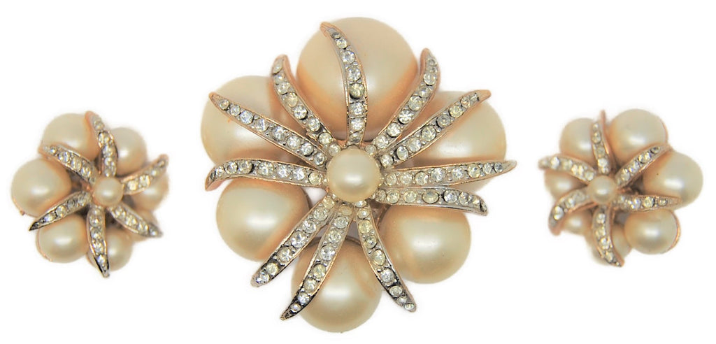 Kramer Classic Pearl & Rhinestone Brooch & Matching Vintage Earrings